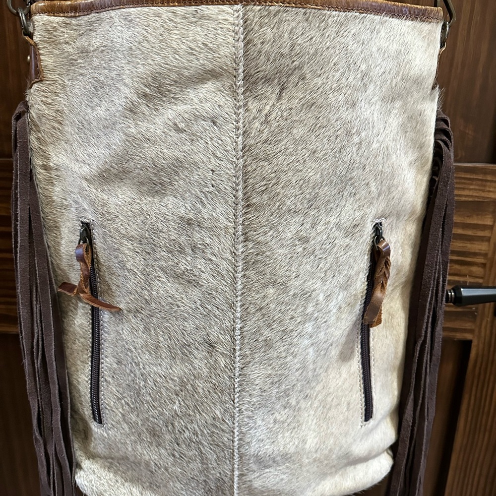American Darling Brown and Tan Interior Bag - Picture 7 of 7